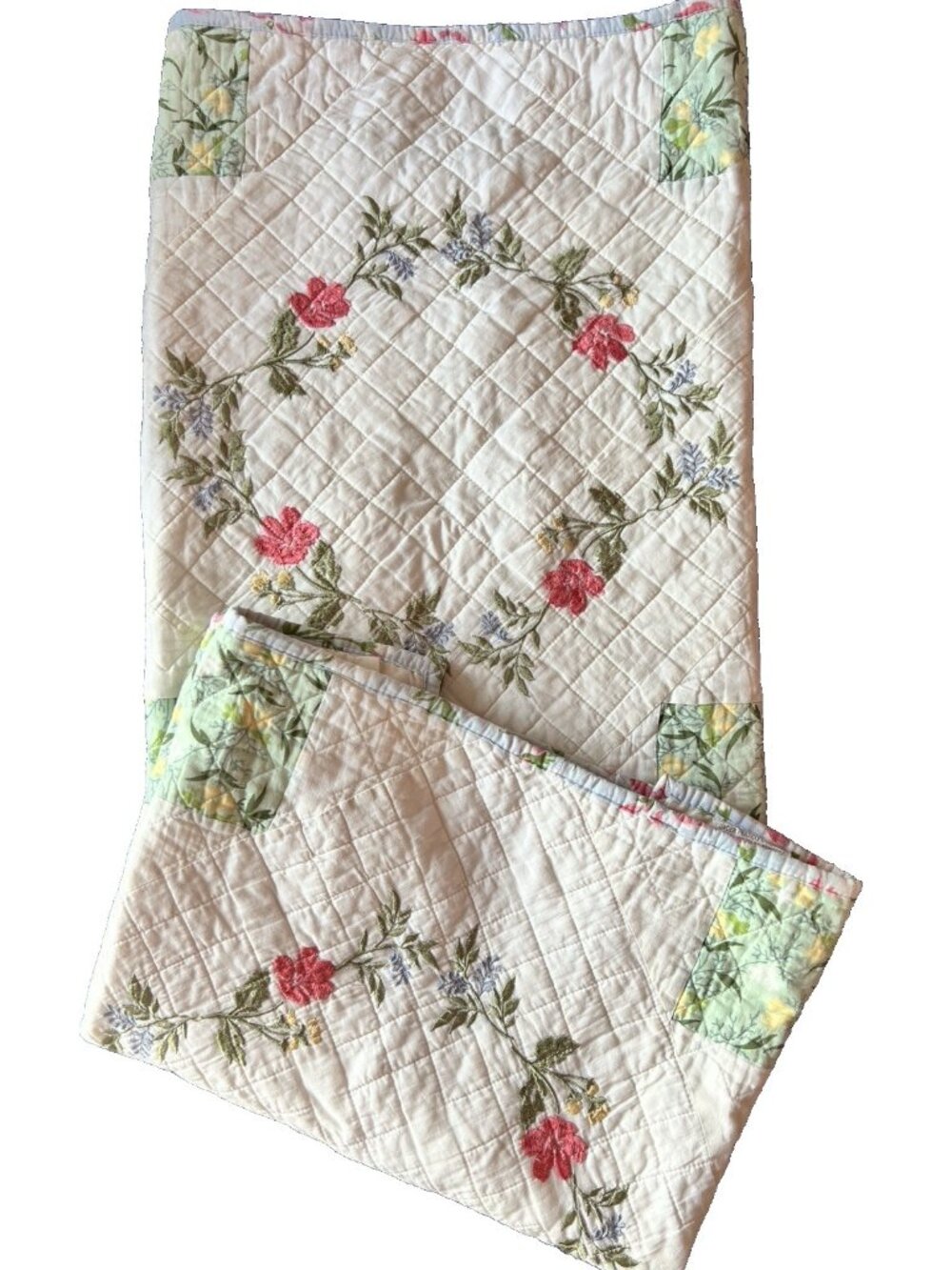 MARTHA STEWART Quilted Pillow Shams PAIR Embroidered Flowers Cottage 100% Cotton